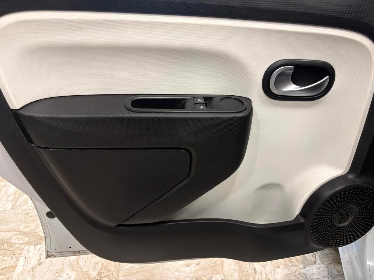 Renault Twingo SCe 65 CV Intens