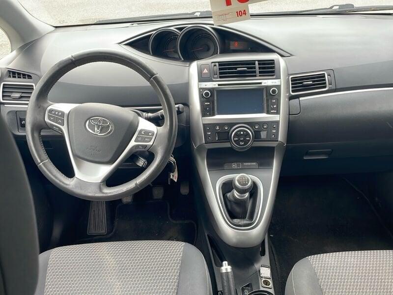 Toyota Verso 1.6 D-4D Active 7 POSTI