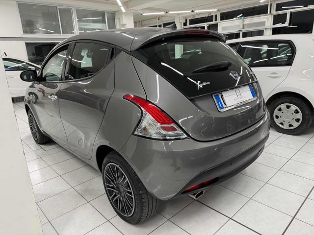 LANCIA Ypsilon 1.0 FireFly 5 porte S&S Hybrid Gold
