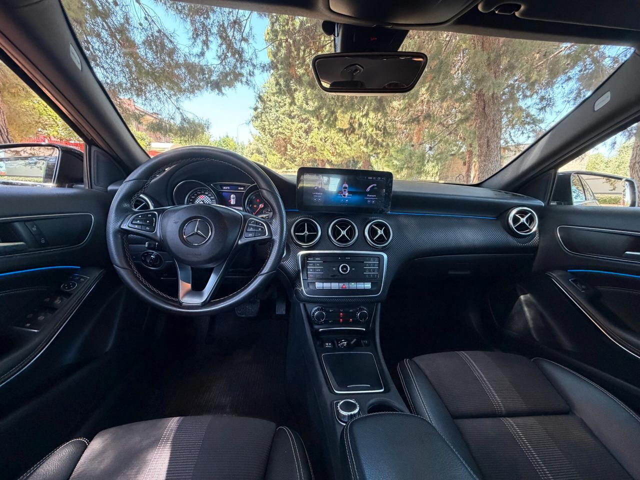Mercedes-benz A 180 d Automatic Premium