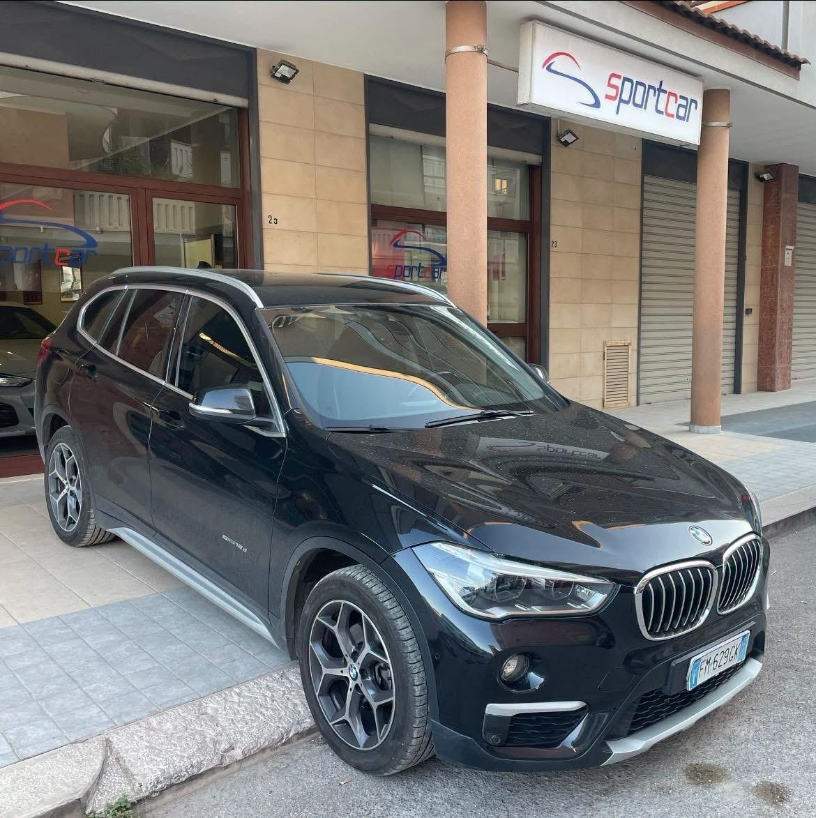 Bmw X1 sDrive18d xLine PELLE NAVY LED 18