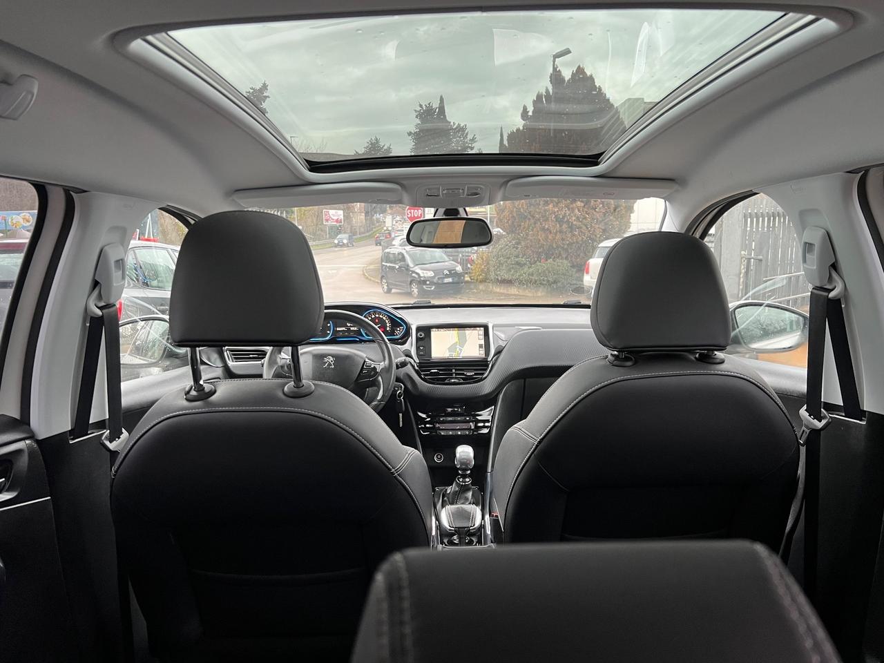 Peugeot 2008 1.6 e-HDi 115 CV Stop&Start Allure