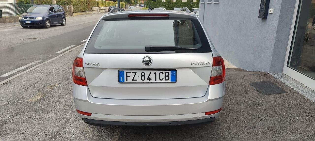 Skoda Octavia 1.5 DSG Wagon Ambition G-Tec