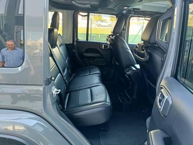 Jeep Wrangler Unlimited 2.2 Mjt II Sahara