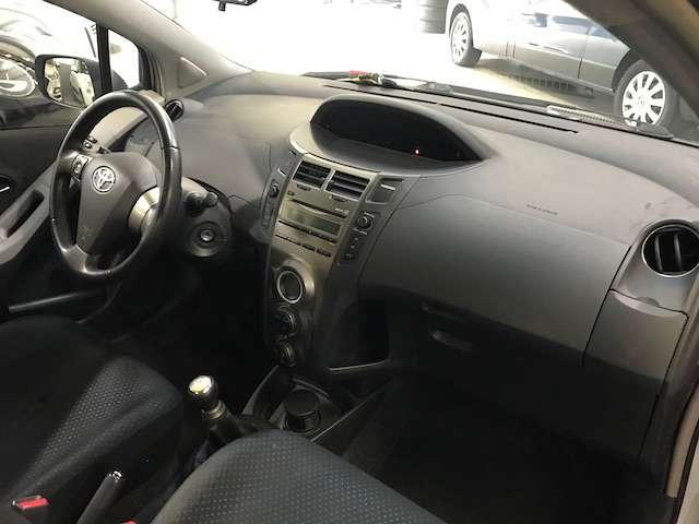 Toyota Yaris Yaris 5p 1.0 Sol / POCHI KM / BEN TENUTA