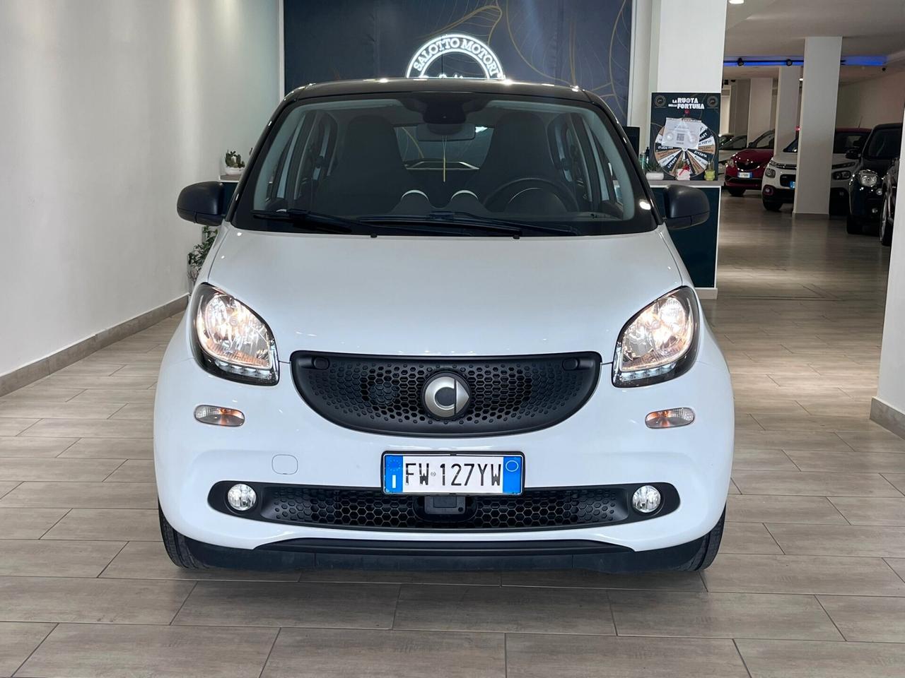 SMART FORFOUR 1.0 BENZINA ANNO 2019 - 84.000 KM ADATTA A NEOPATENTATI