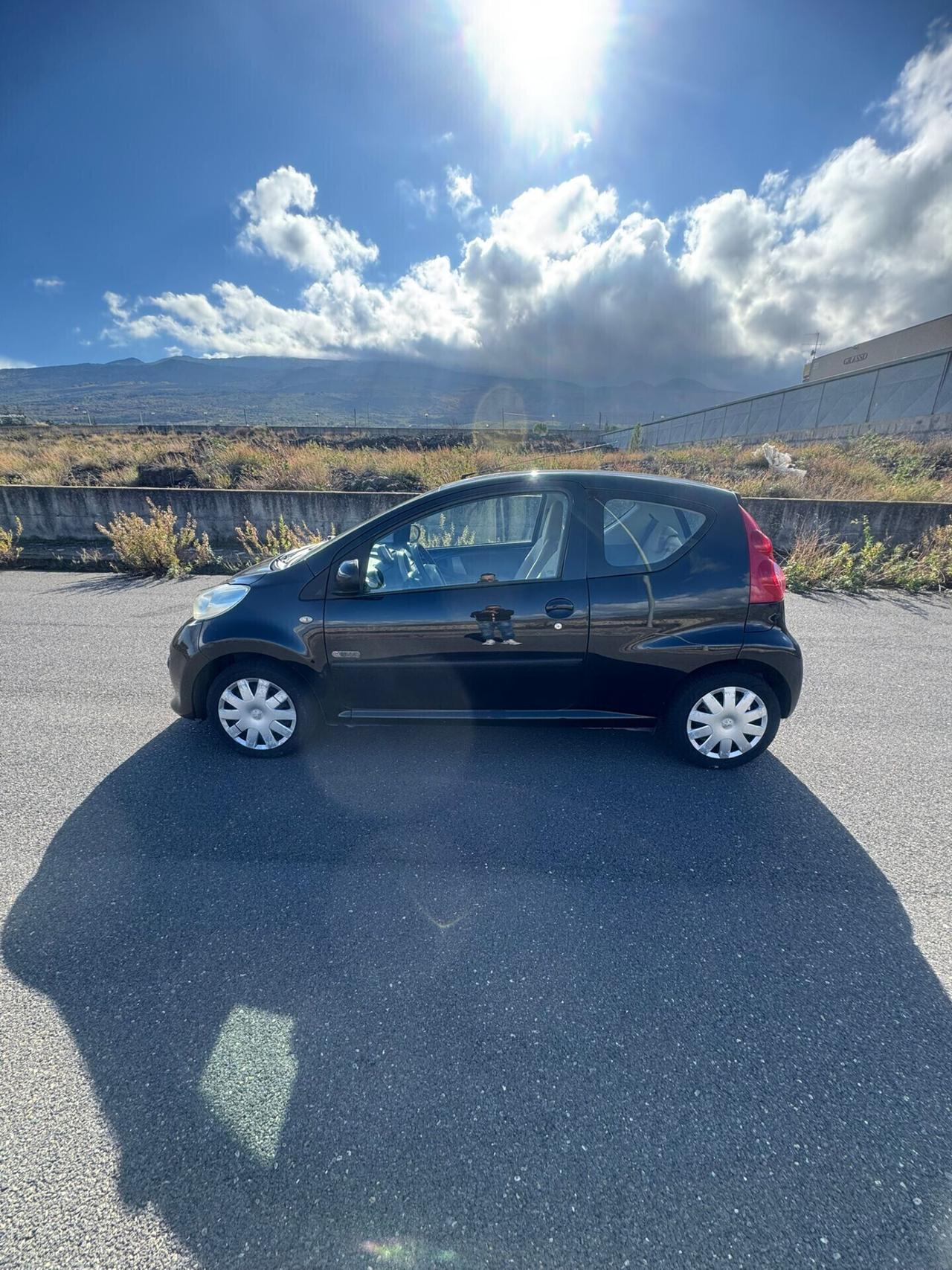 Peugeot 107 1.4 HDi 3p. Sweet Years