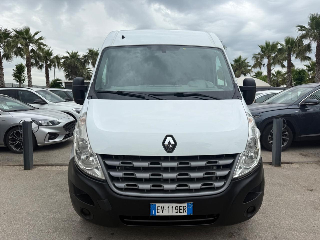 Renault Master 2.3 Diesel Tetto Alto passo Medio