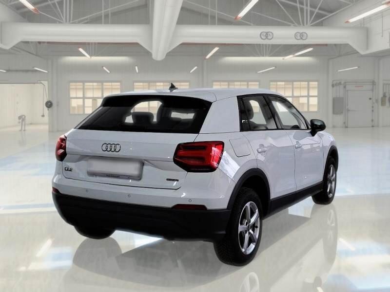 Audi Q2 35 TDI quattro S tronic Business