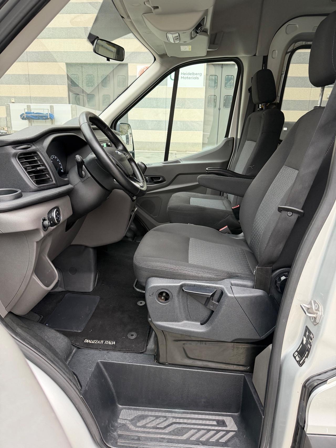 Ford Transit 330 2.0TDCi EcoBlue 130CV EURO 6