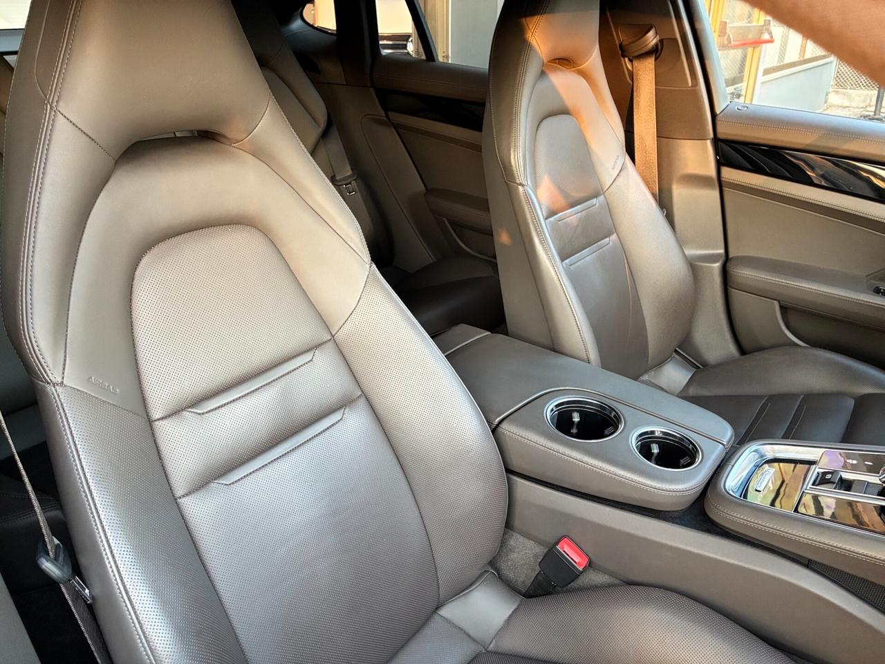 Porsche Panamera 2.9 4