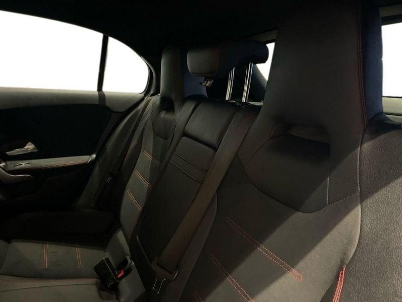 Mercedes-Benz Classe A A 180 d AMG Line Premium auto