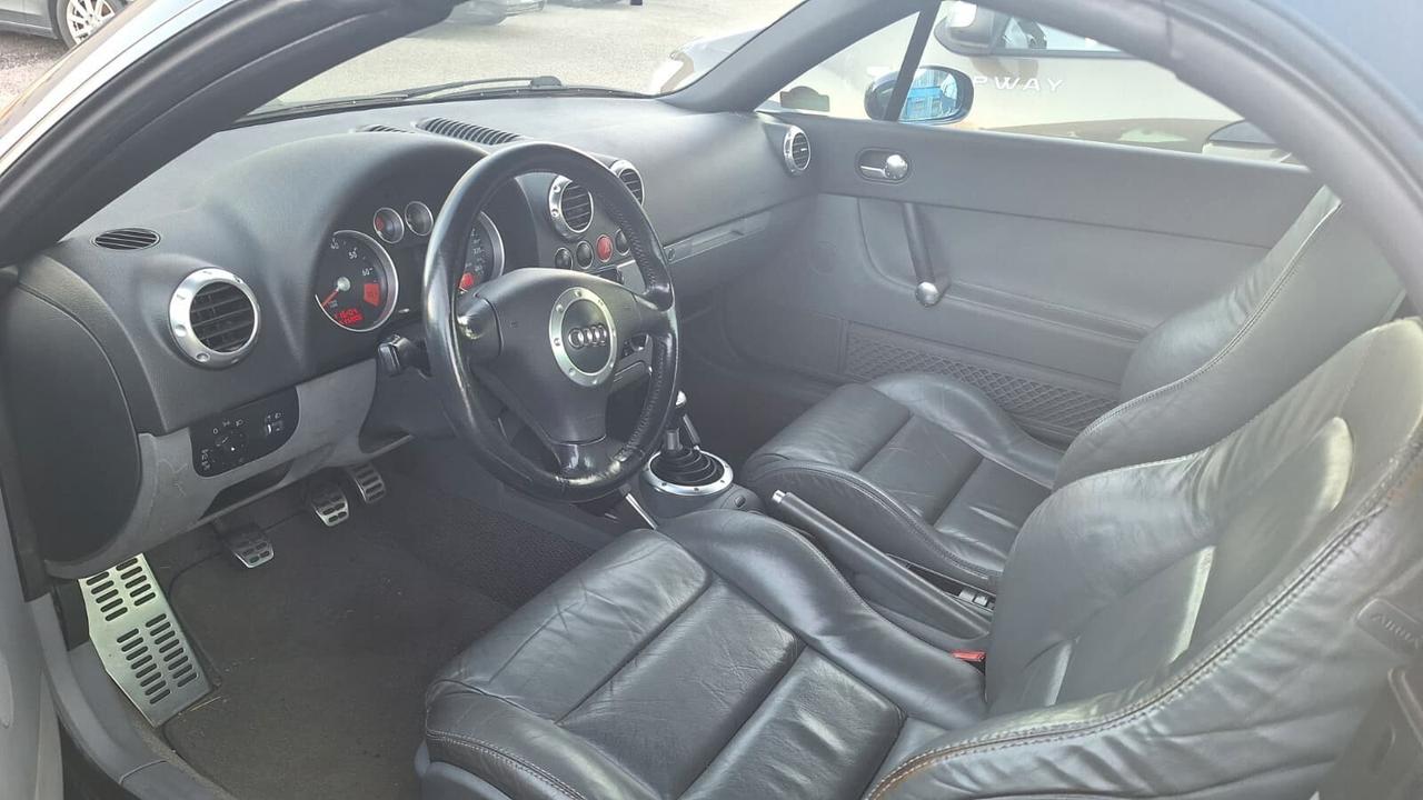 Audi TT Roadster 1.8 T Cabrio