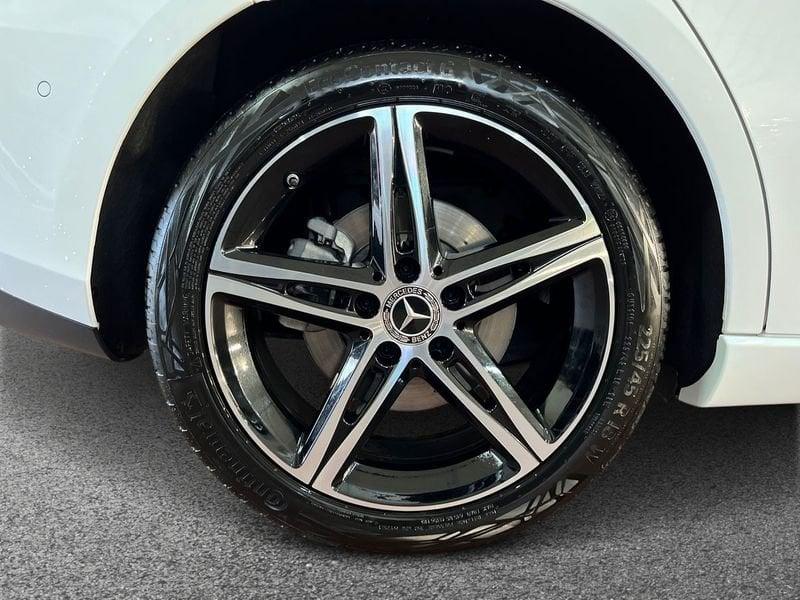 Mercedes-Benz Classe B - W247 2018 B 200 Sport Plus auto