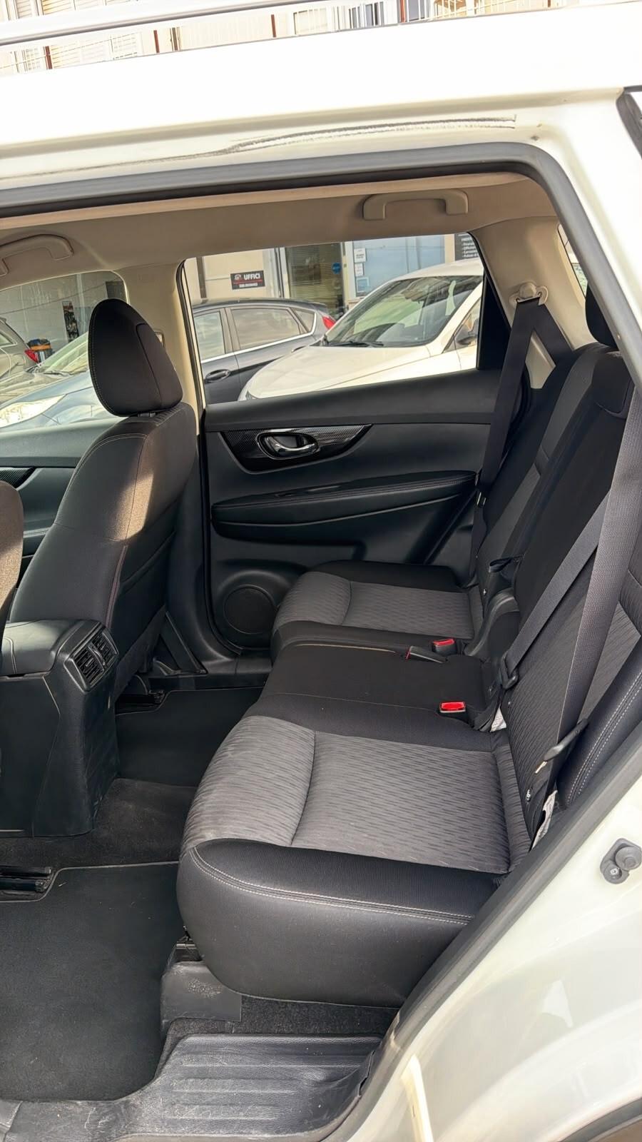 Nissan X-Trail 1.6 dCi 4WD Tekna