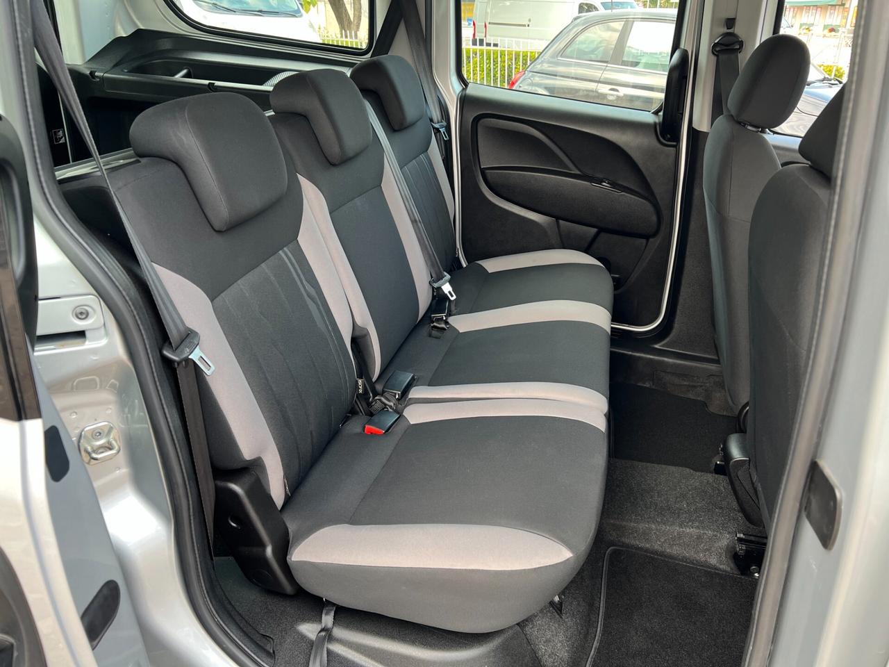 Fiat Doblo Maxi 1.6 MJT 120CV S&S Combi N1 5 Posti