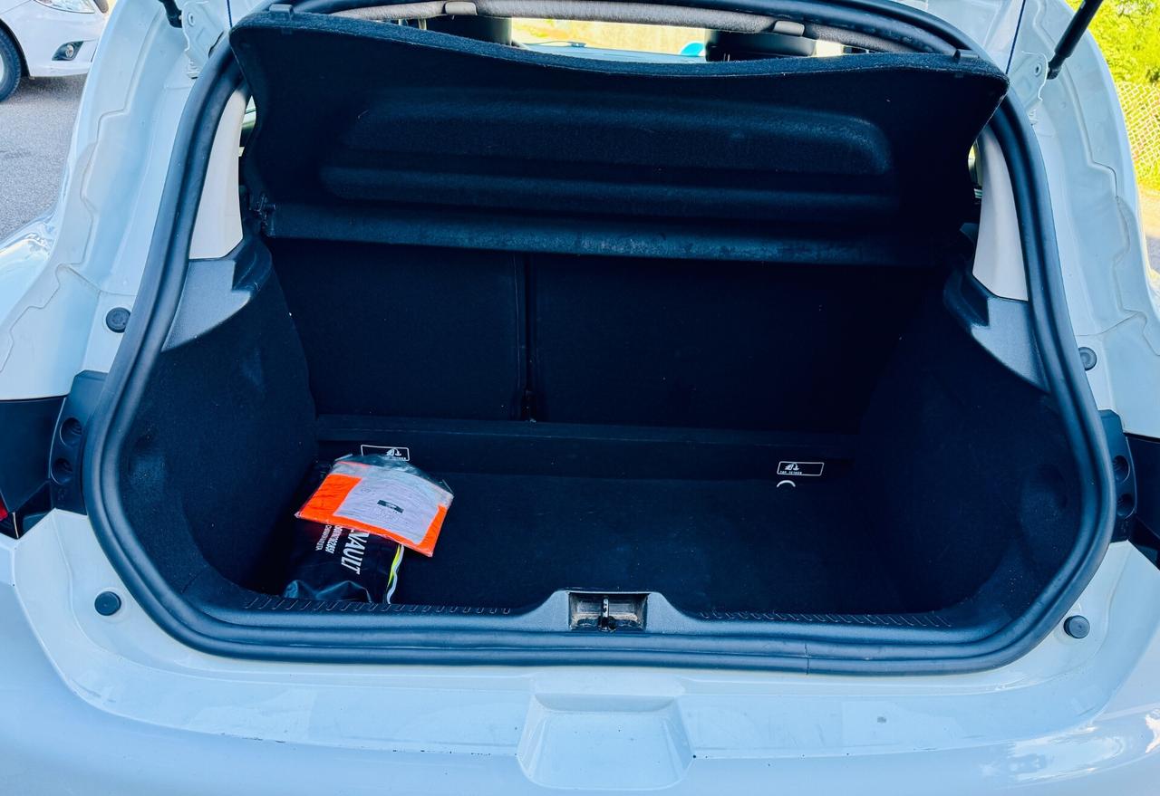 Renault Clio Sporter dCi 8V 75 CV Moschino Aurocarro