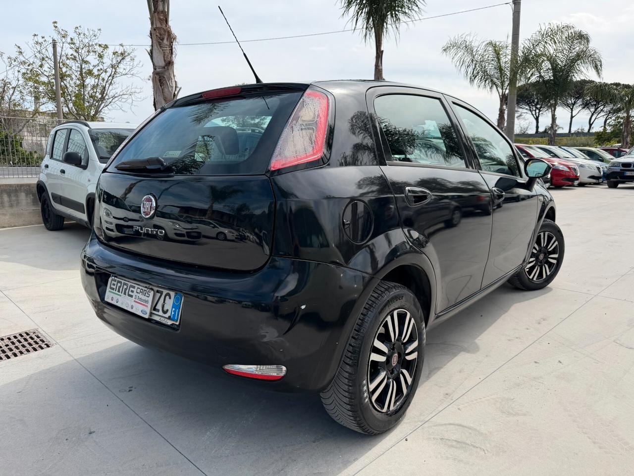 FIAT PUNTO ANNO 2014 1.4 NATURAL/POWER 77 CV