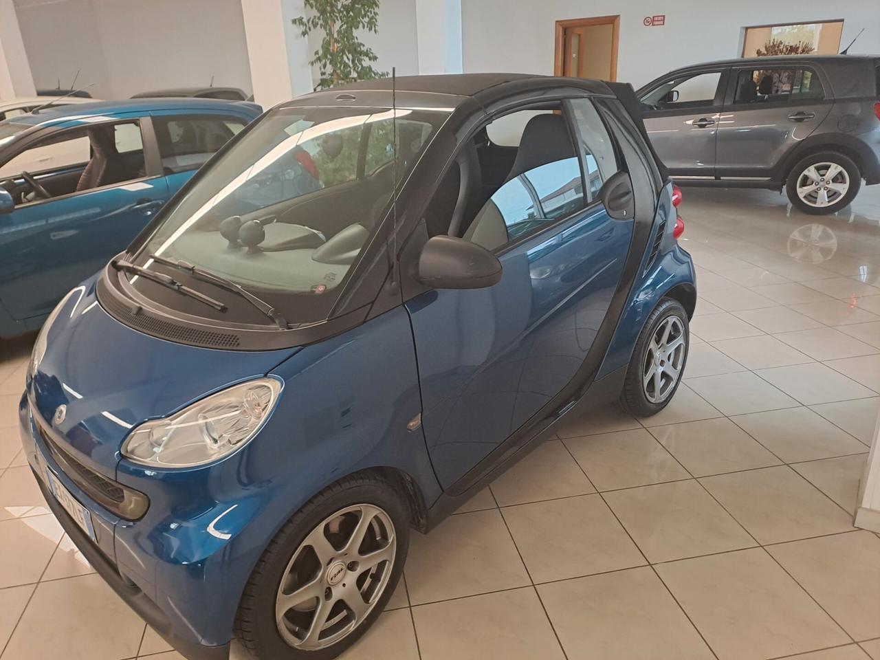 Smart ForTwo 1000 52 kW MHD cabrio pulse
