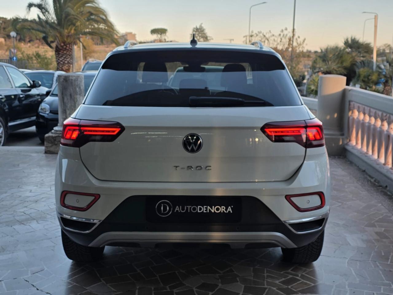 Volkswagen T-Roc LIFE 1.0 81KW#LED#PELLE#VIRTUAL#CARPLAY#CAM#CLIMA