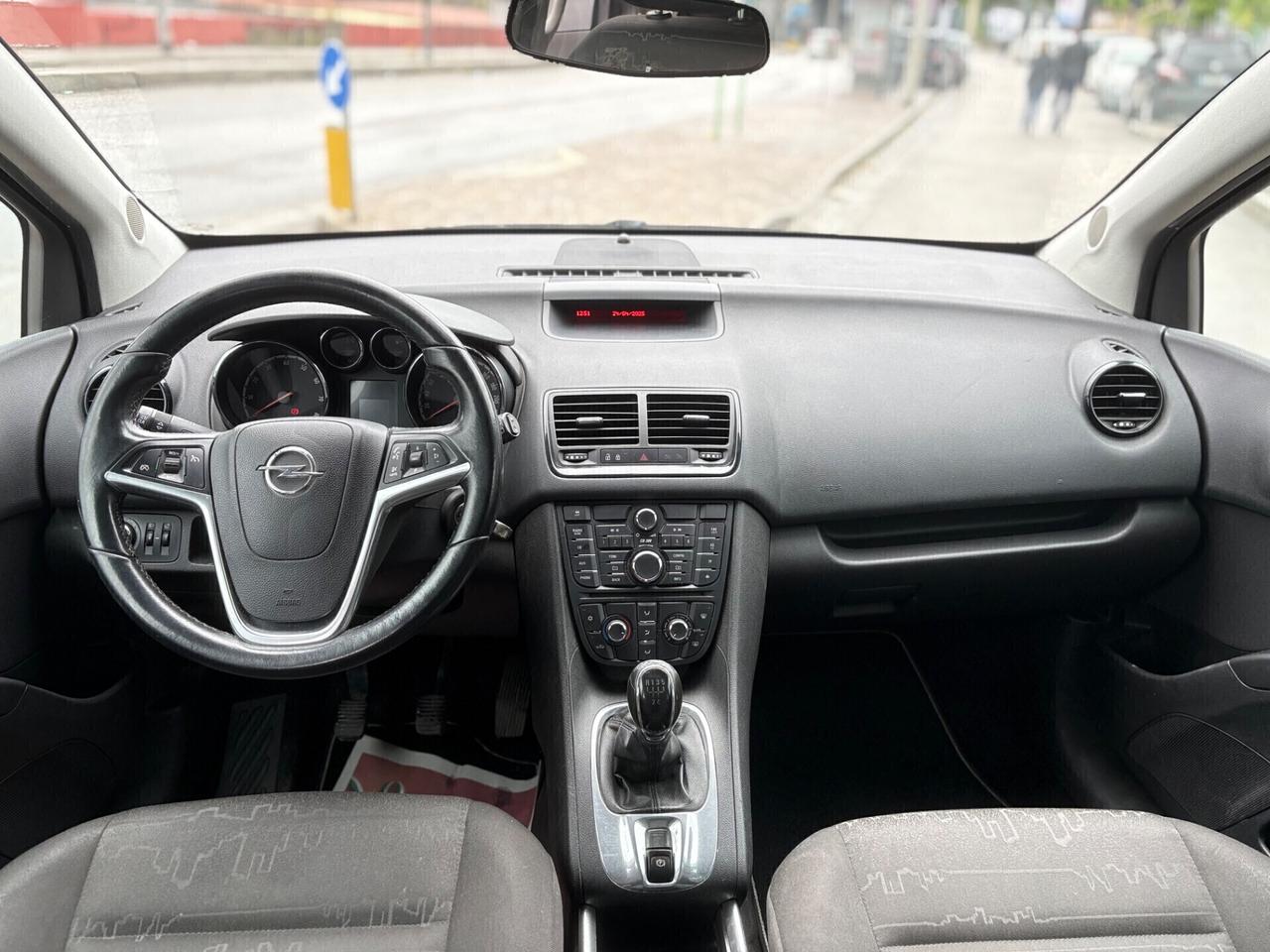 Opel Meriva 1.4 benzina 100CV