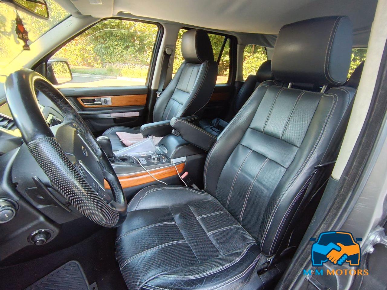 Land Rover Range Rover Sport 3.0 tdV6 SE auto