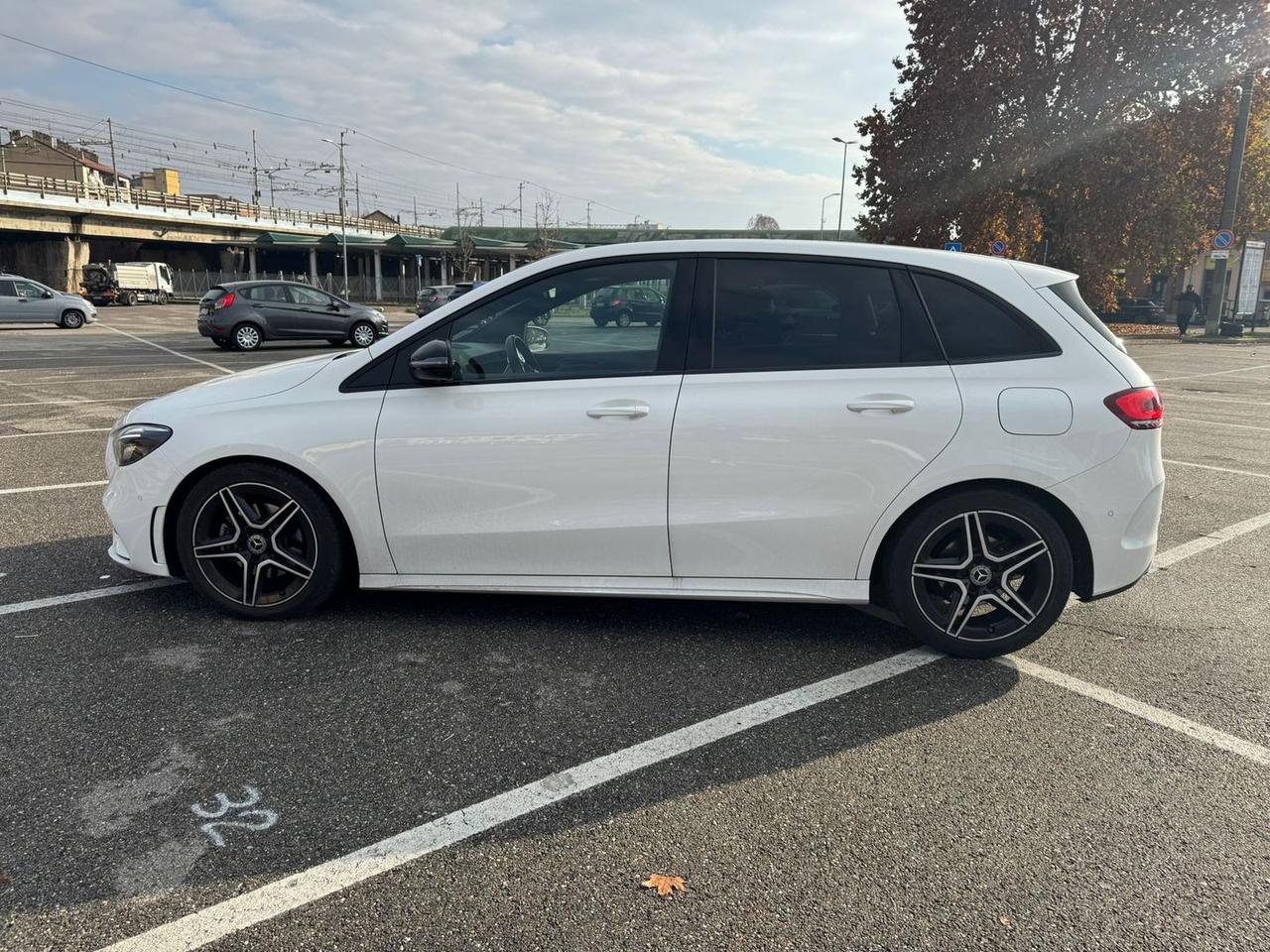 Mercedes-Benz B 180 B-Class B #8368