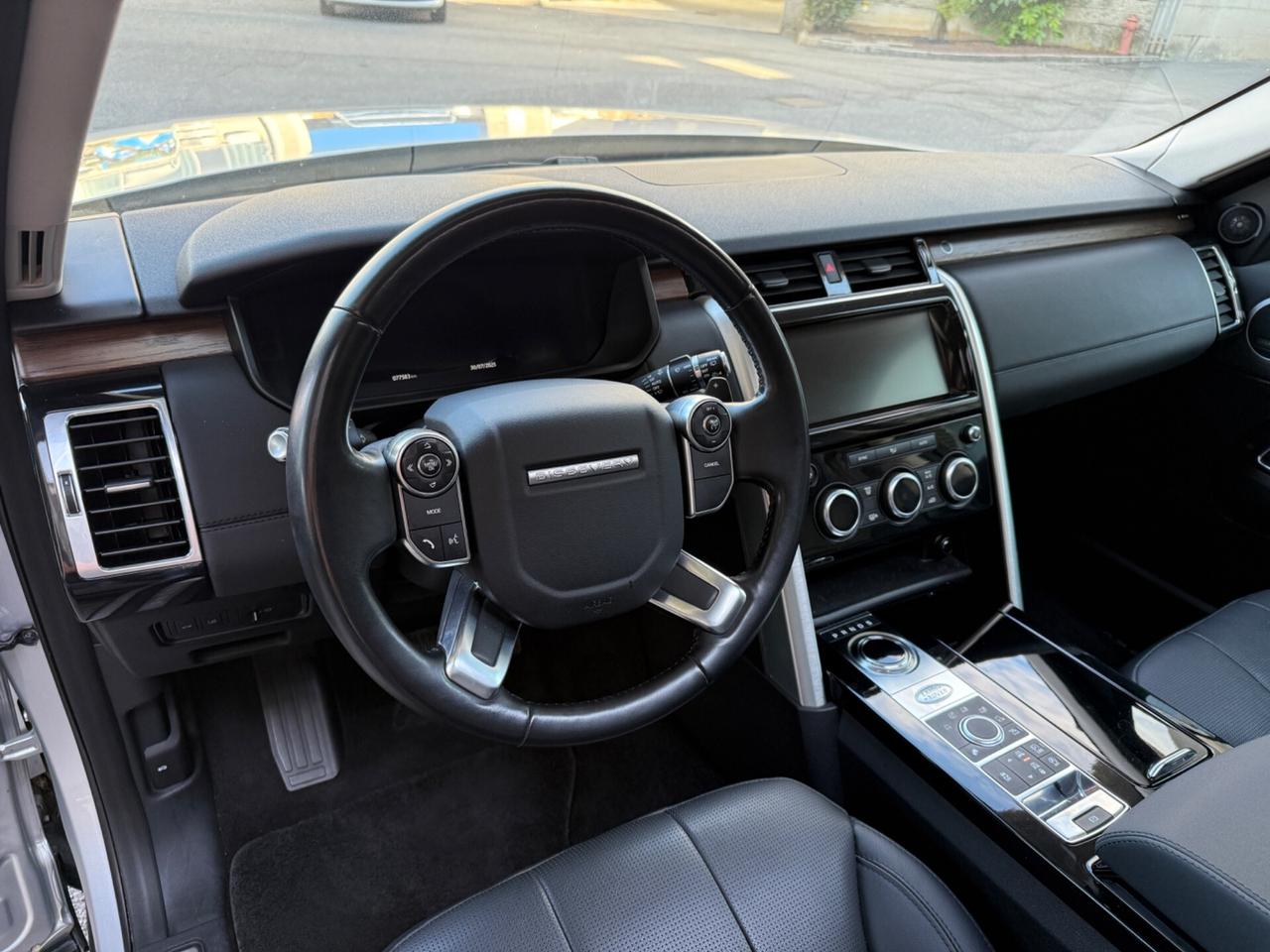 Land Rover Discovery 2.0 SD4 240 CV HSE 7 POSTI