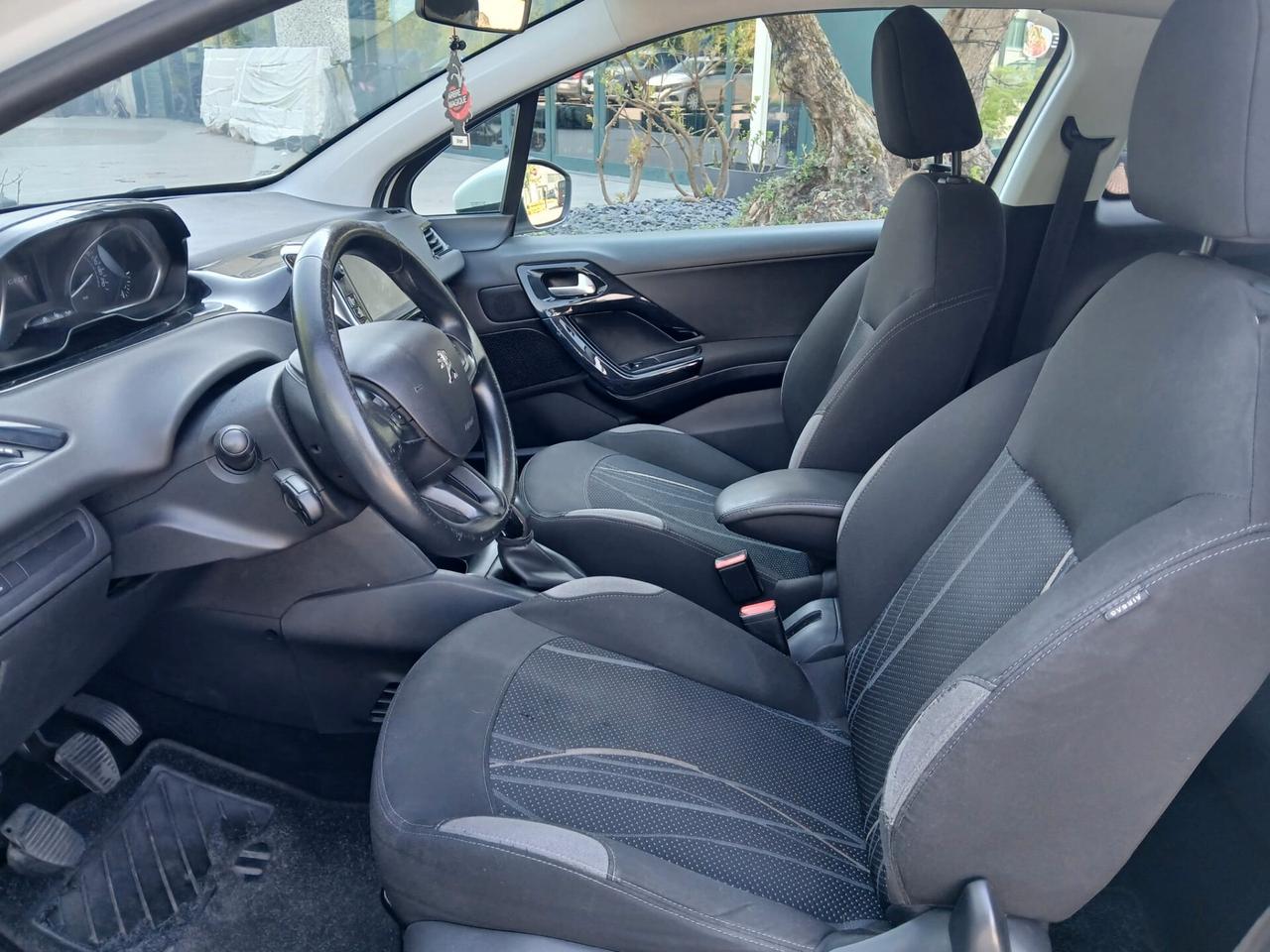 Peugeot 208 1.4 VTi 95 CV 3p. Allure*Neopatentati*