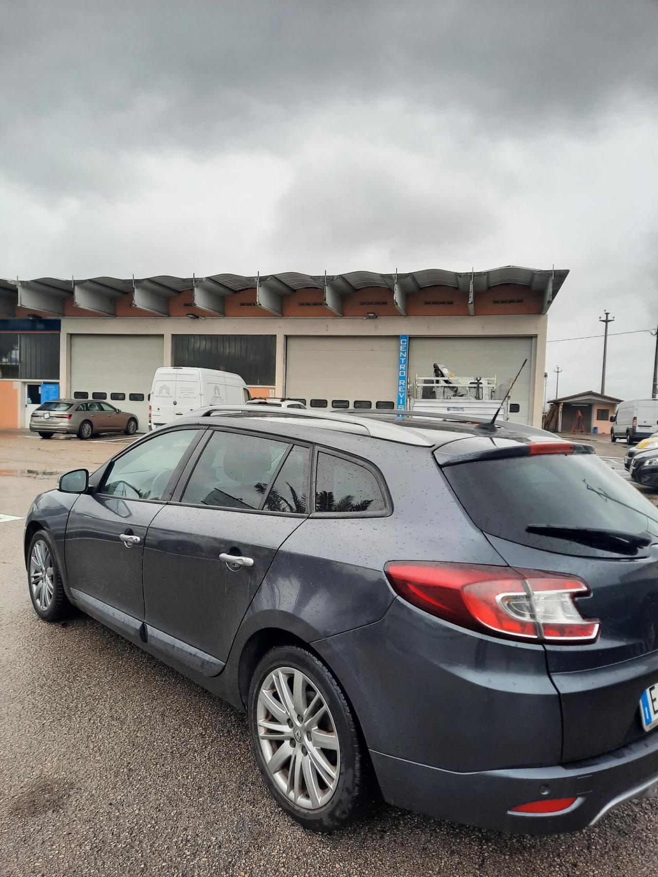 Renault Megane Mégane 1.5 dCi 110CV EDC SporTour Attractive