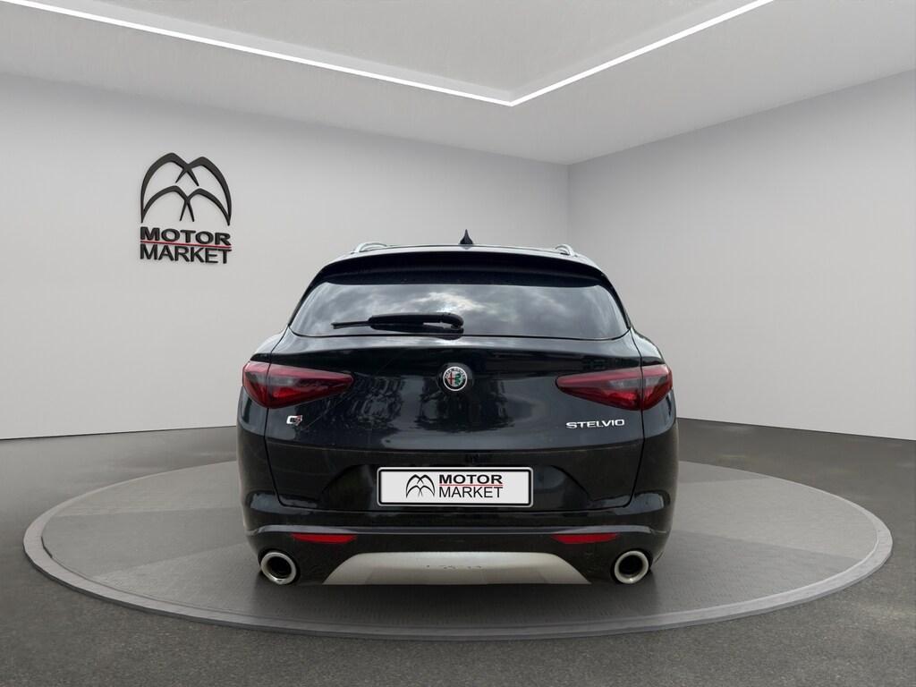 Alfa Romeo Stelvio 2.0 Turbo Ti Q4 AT8