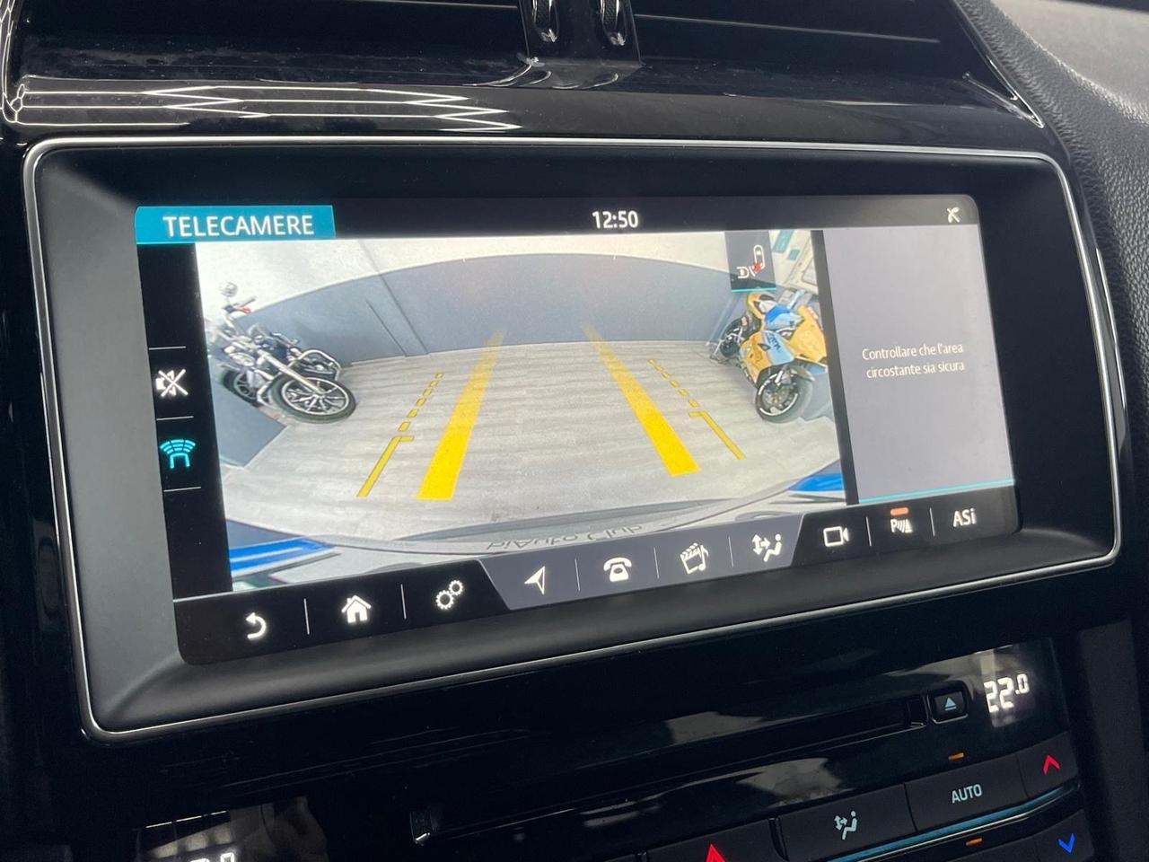 JAGUAR F-PACE 2.0 D 180 CV AWD R-Sport FULL DA VETRINA