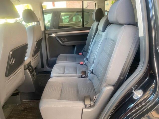 Volkswagen Touran 2.0 Conceptline Ecofuel