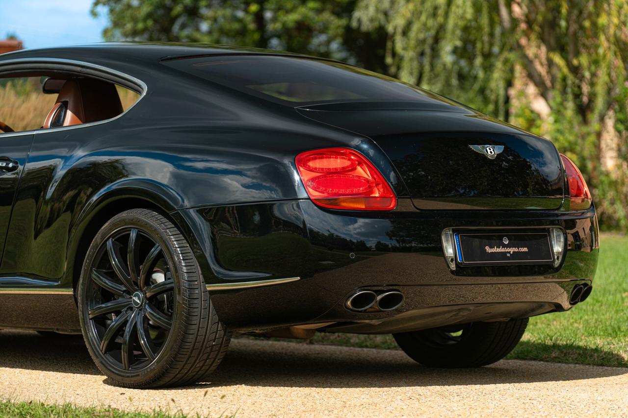 BENTLEY CONTINENTAL GT - RDS01258