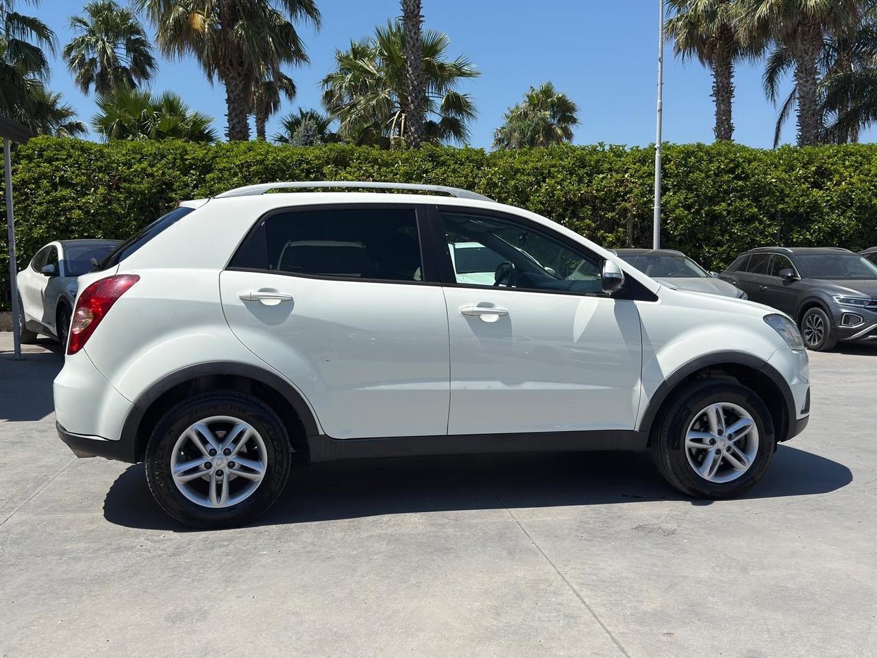 Ssangyong Korando 2.0 2WD MT GPL C