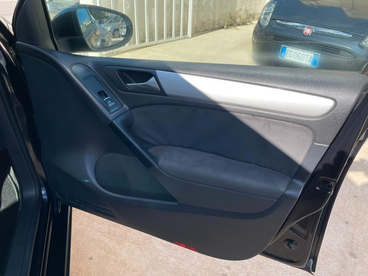 VOLKSWAGEN GOLF 6 1.6TDI HIGHLINE - AFFARI FINE ANNO