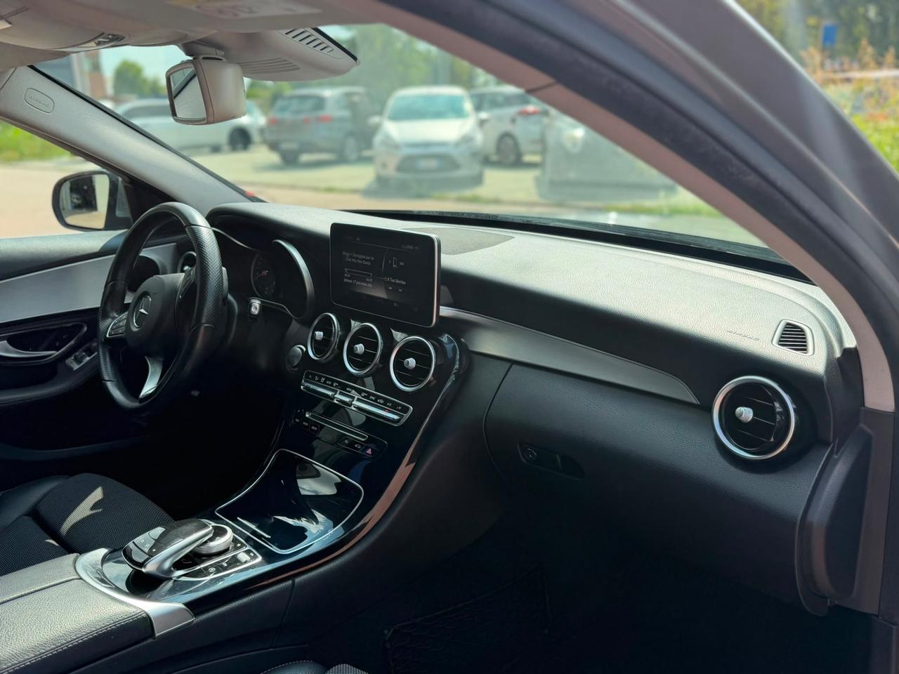 Mercedes-benz C 220 d Premium
