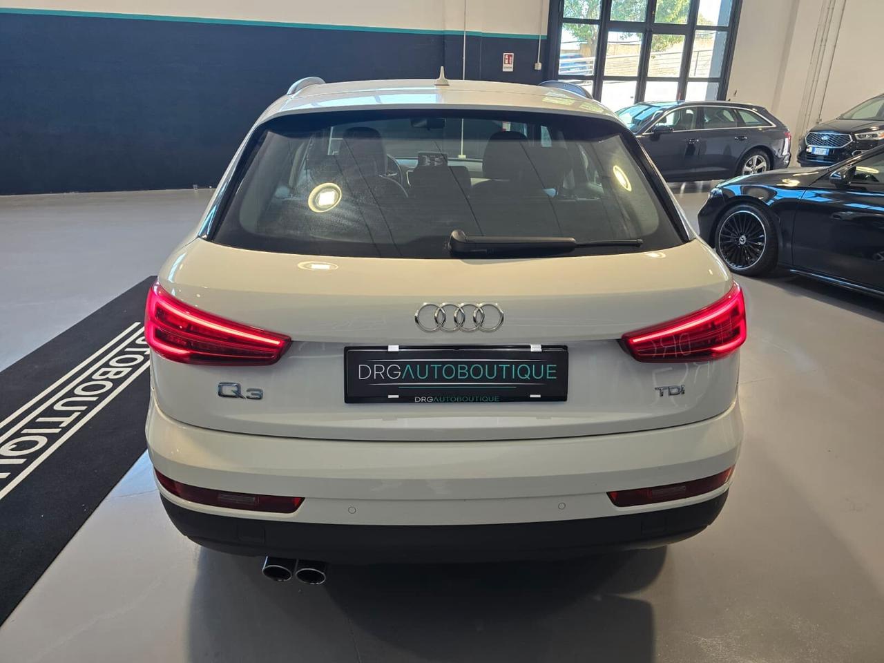 Audi Q3 2.0 TDI 120 CV Business