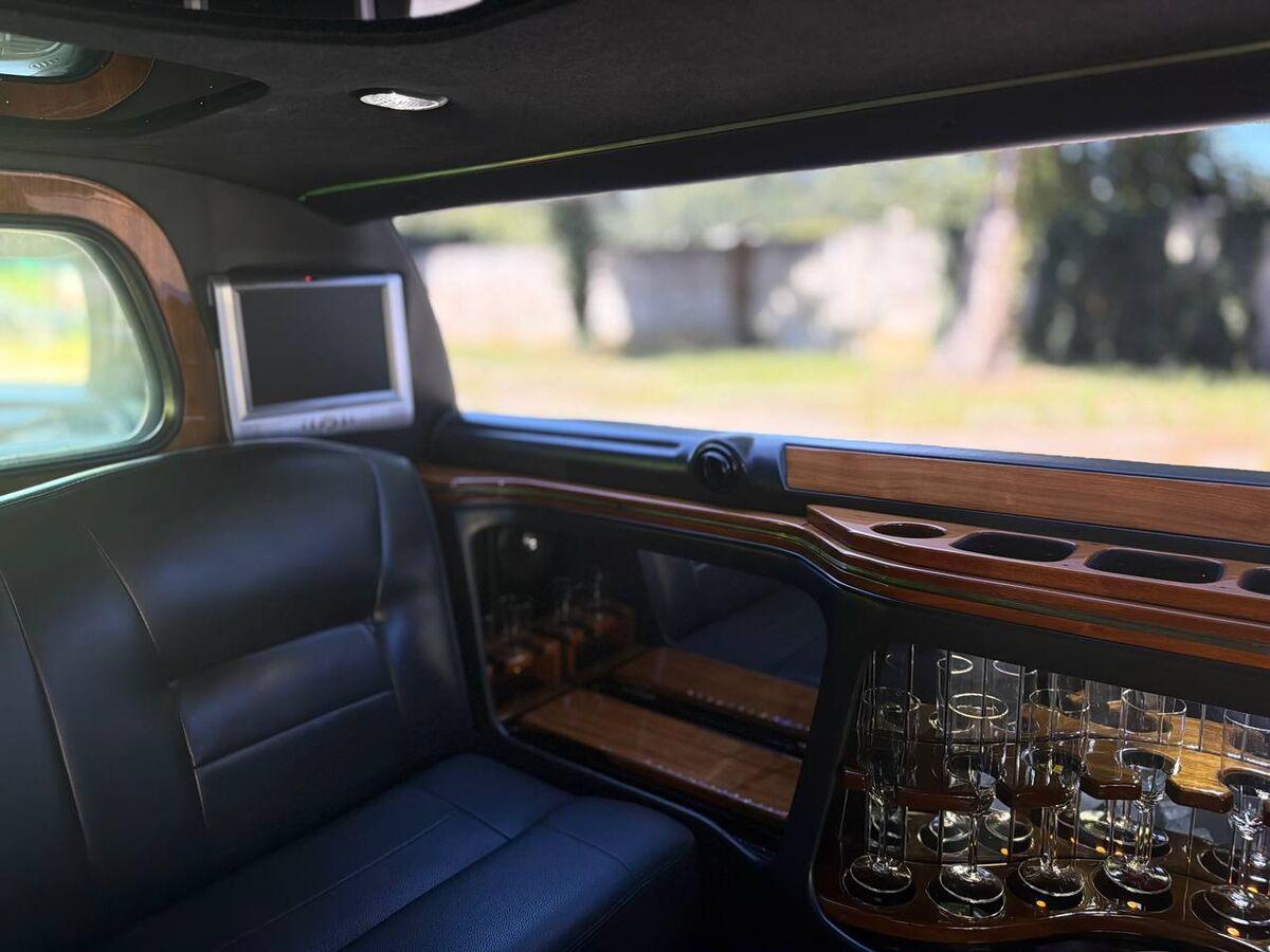 Ford Lincoln Town Car Executive Series