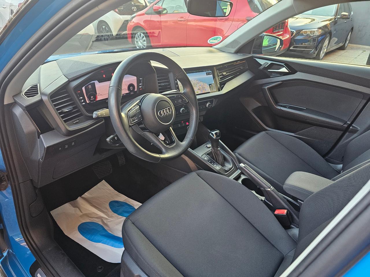 Audi A1 SPB 30 TFSI S tronic S line 18' NAV TAGL UFF CARVERTICAL