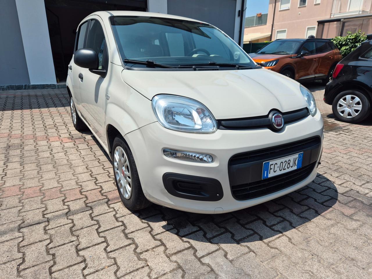 Fiat Panda 1.2 Benzina - Anno 2015 - OK NEOPATENTATI