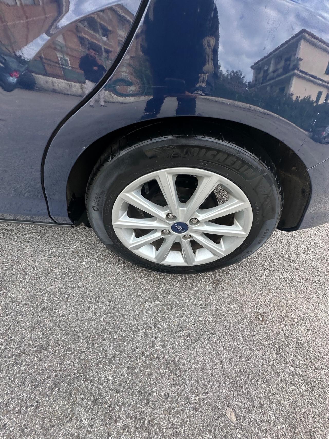 Ford B-Max 1.4 90 CV GPL Titanium X