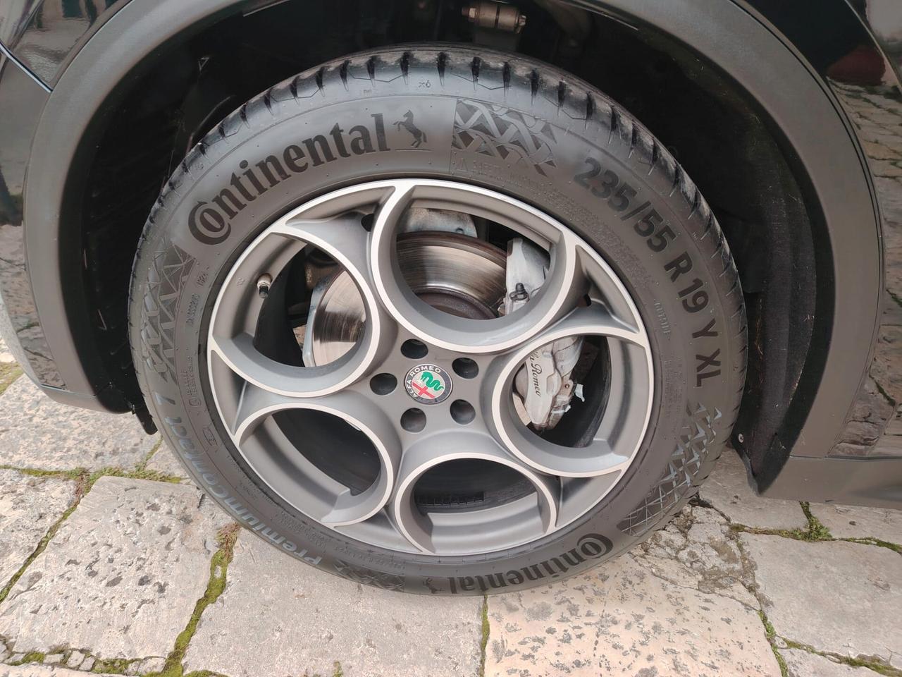 Alfa Romeo Stelvio 2.2 Turbodiesel 180 CV AT8 RWD Executive