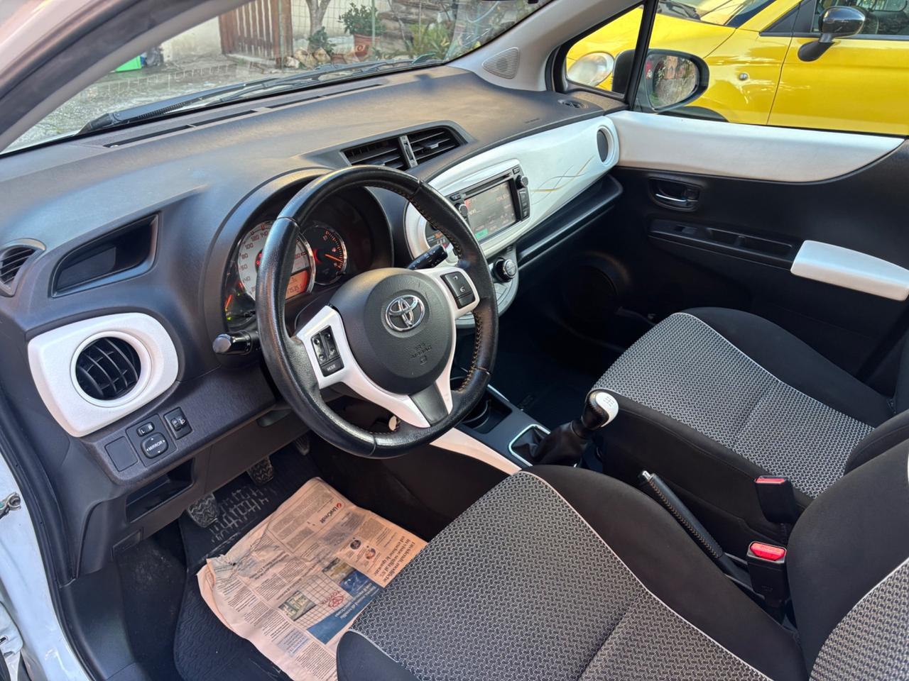 Toyota Yaris 1.0 5 porte Lounge