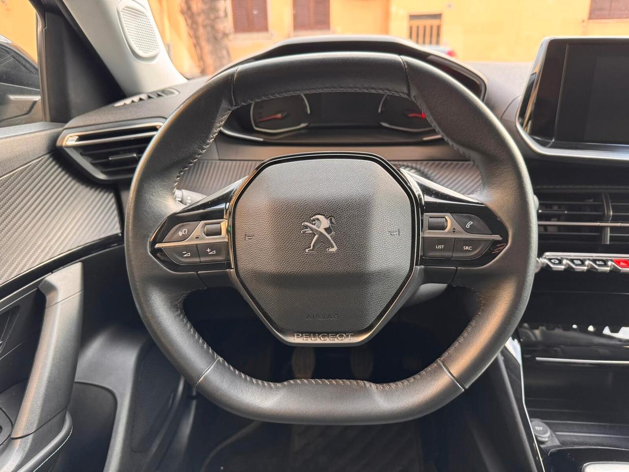 Peugeot 2008 PureTech 100 S&S Allure TUA DA 160€ ANTICIPO 0