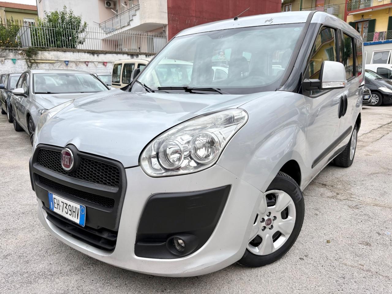Fiat Doblò 1.6 MJT furgone con 5 posti