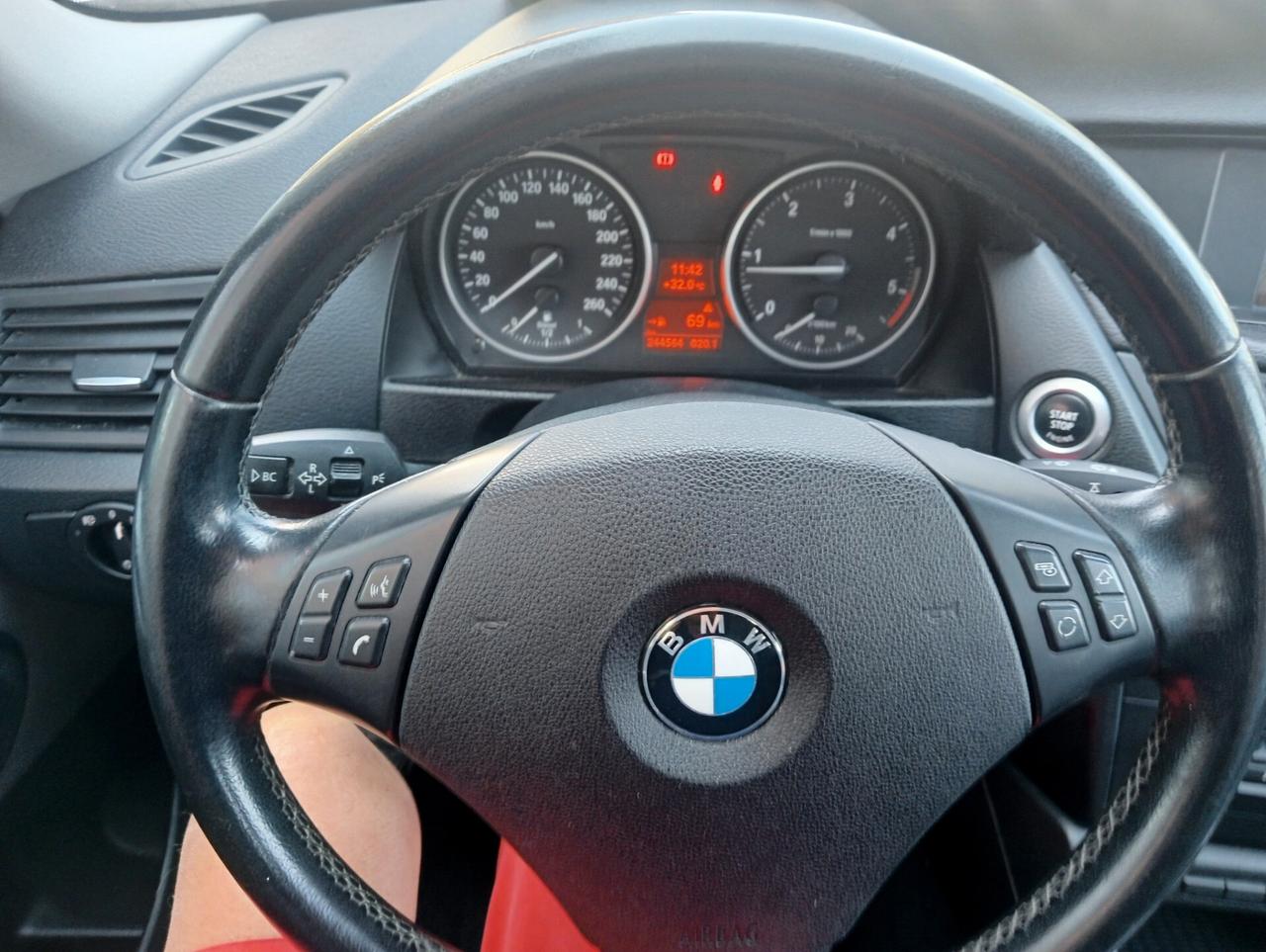 Bmw X1 xDrive18d Attiva 4x4