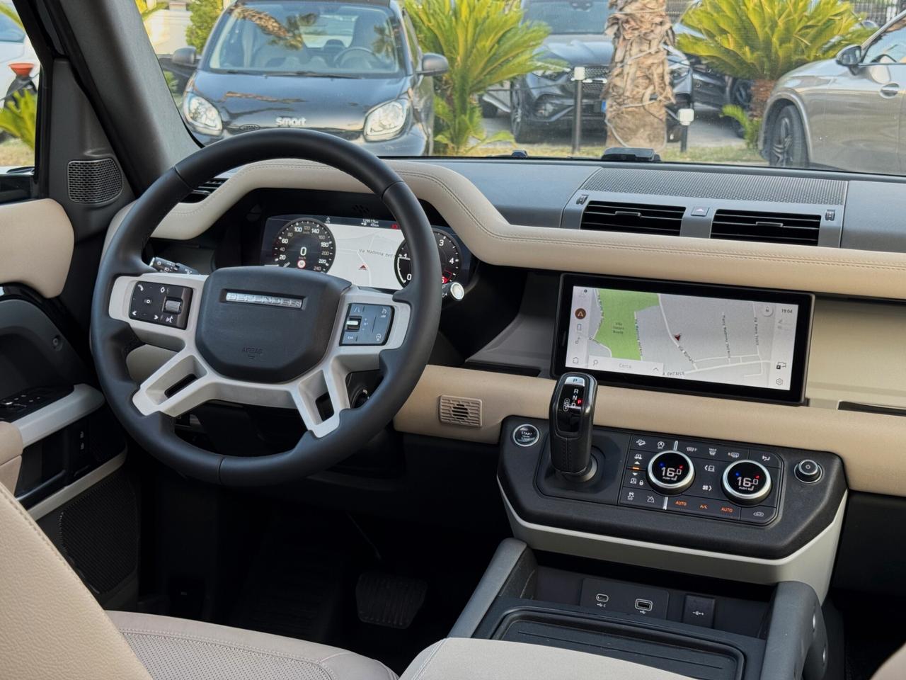 Land Rover Defender 110 3.0d i6 X-Dyn HSE 250CV 7 POSTI