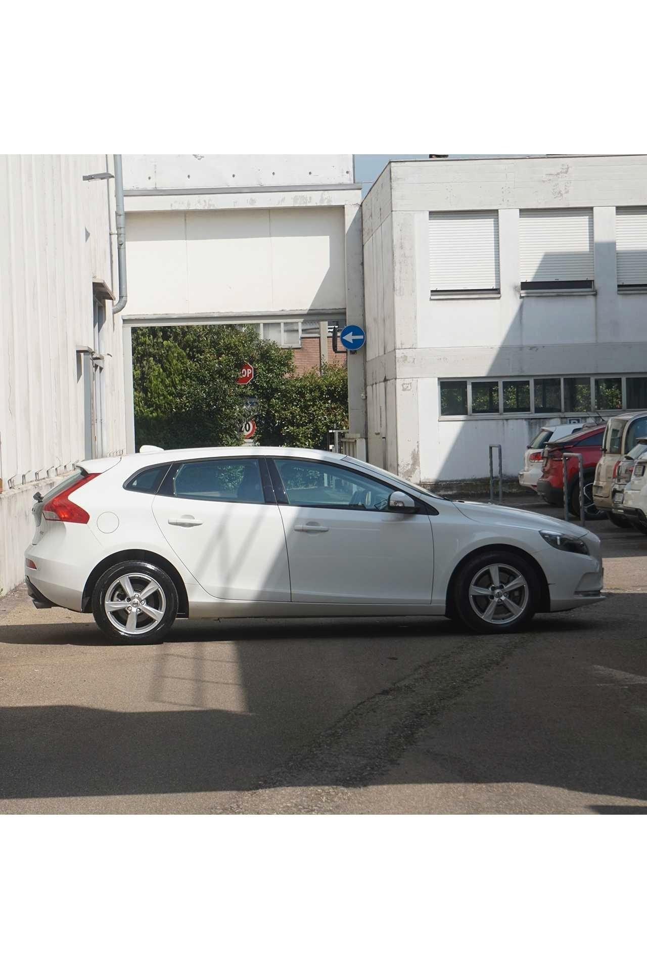 Volvo V40 D2 Geartronic Business