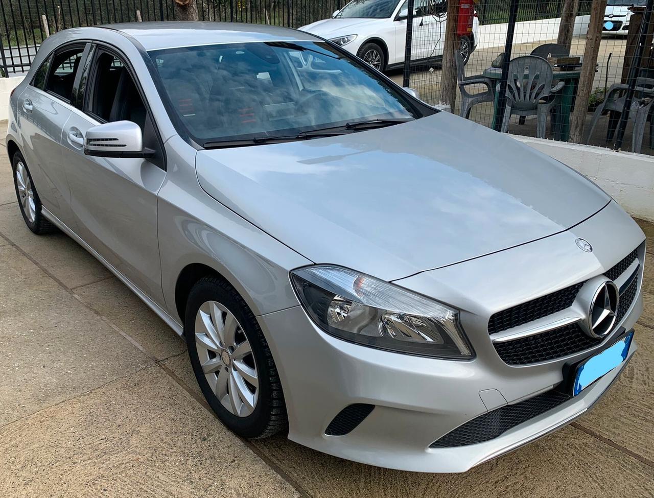 Mercedes-benz A 220 d Automatic Business